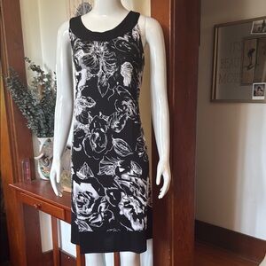 NWT northern reflections size small Black and White Floral Dress